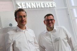 Sebastian Georgi y Jan Waterman (Sennheiser)