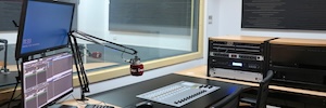 Broad Service together with Inercia update the URJC radio studios