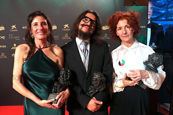 Diana Sagrista, Eva Valiño y Antonin Dalmasso con el Goya a mejor sonido