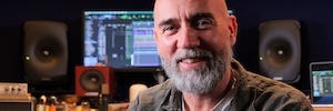 Le producteur et ingénieur Sean Genockey équipe son studio en monitoring Genelec
